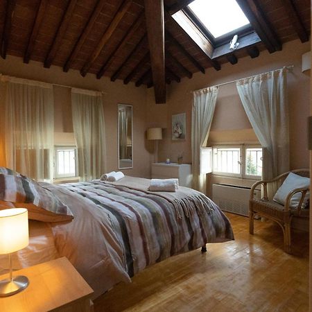 50Mt Dalle Mura+Parcheggio*Appartamento Tipico* Lucca Bagian luar foto