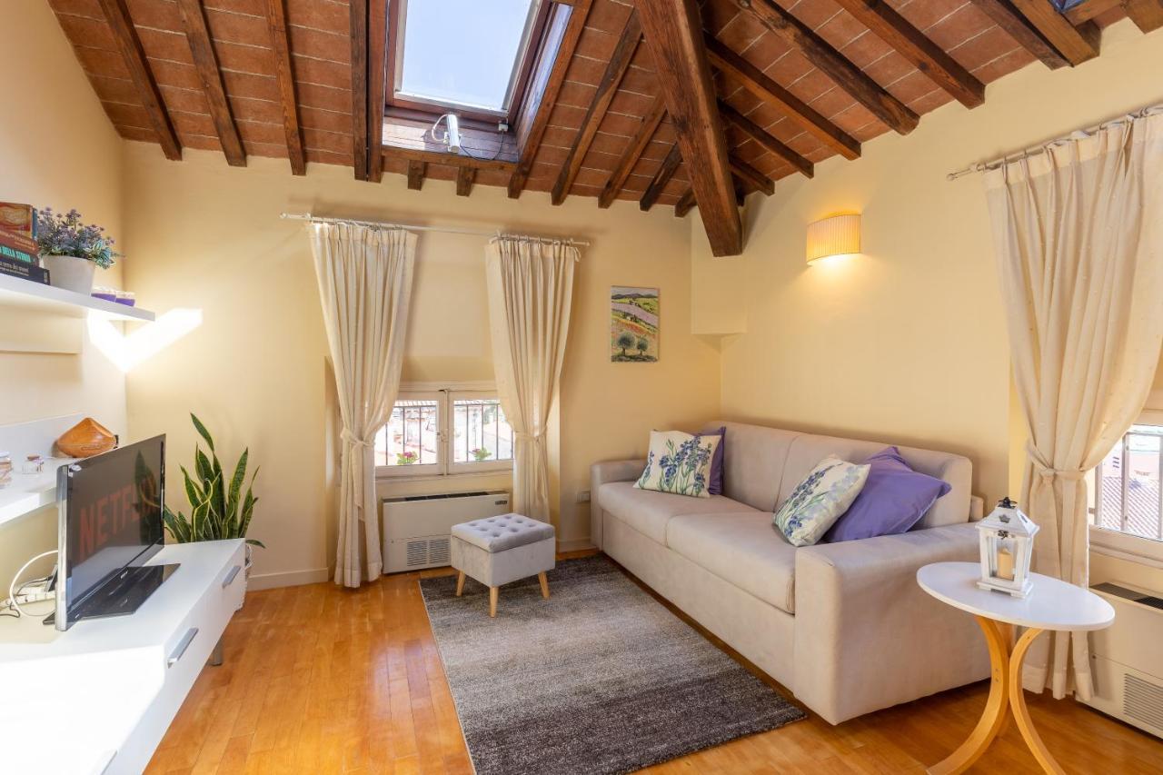 50Mt Dalle Mura+Parcheggio*Appartamento Tipico* Lucca Bagian luar foto