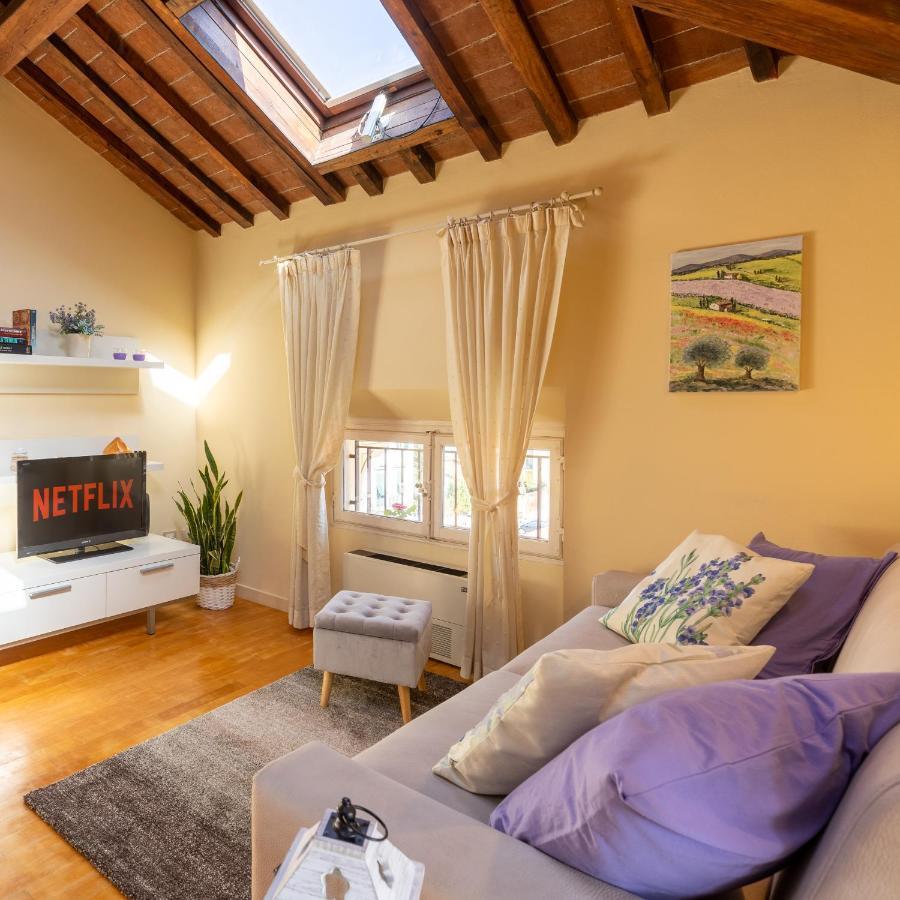 50Mt Dalle Mura+Parcheggio*Appartamento Tipico* Lucca Bagian luar foto